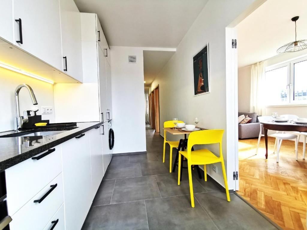 Wroc'Love Haukego Bosaka Check-In 24H Wrocław Exteriör bild