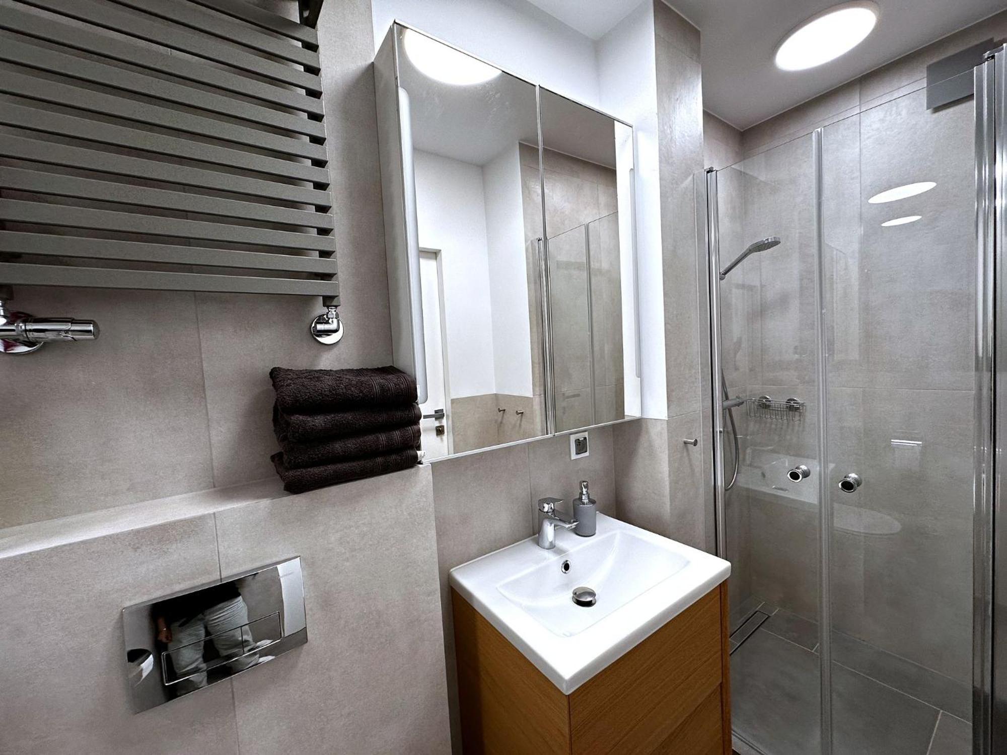 Wroc'Love Haukego Bosaka Check-In 24H Wrocław Exteriör bild